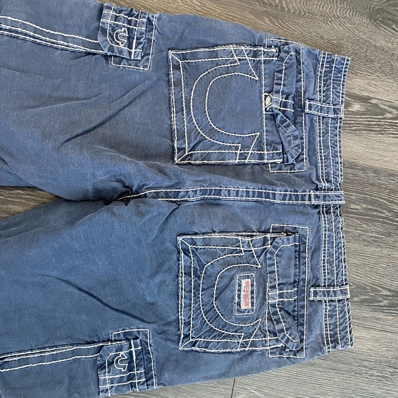 True Religion Blue Cargo Shorts - Picture 4 of 4